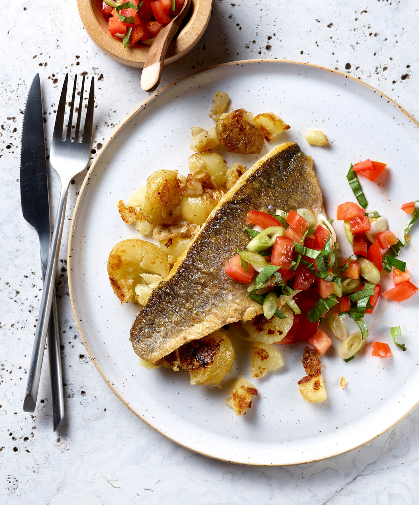 Sea Bass with Tomato Salsa & Crushed Potatoes LoSalt